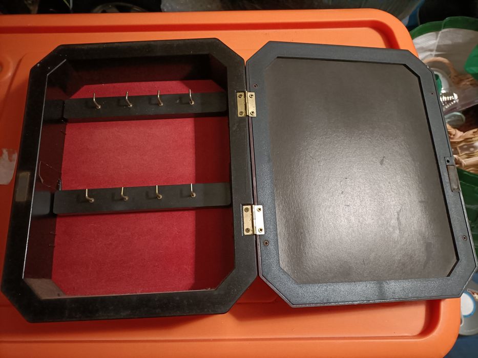 Chaveiro em Muito Bom Estado