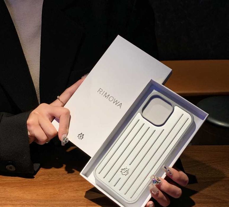 Чохол｜Чехол｜Rimowa｜На 17pro и 17 модели Iphone ｜Premium качество