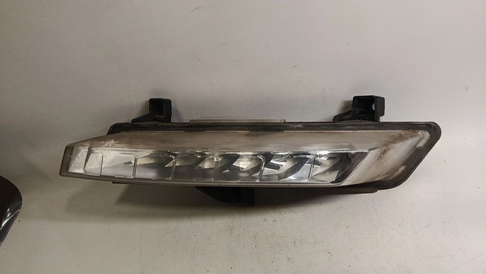 Luz circulação diurna esquerda RENAULT Clio IV (BH_)