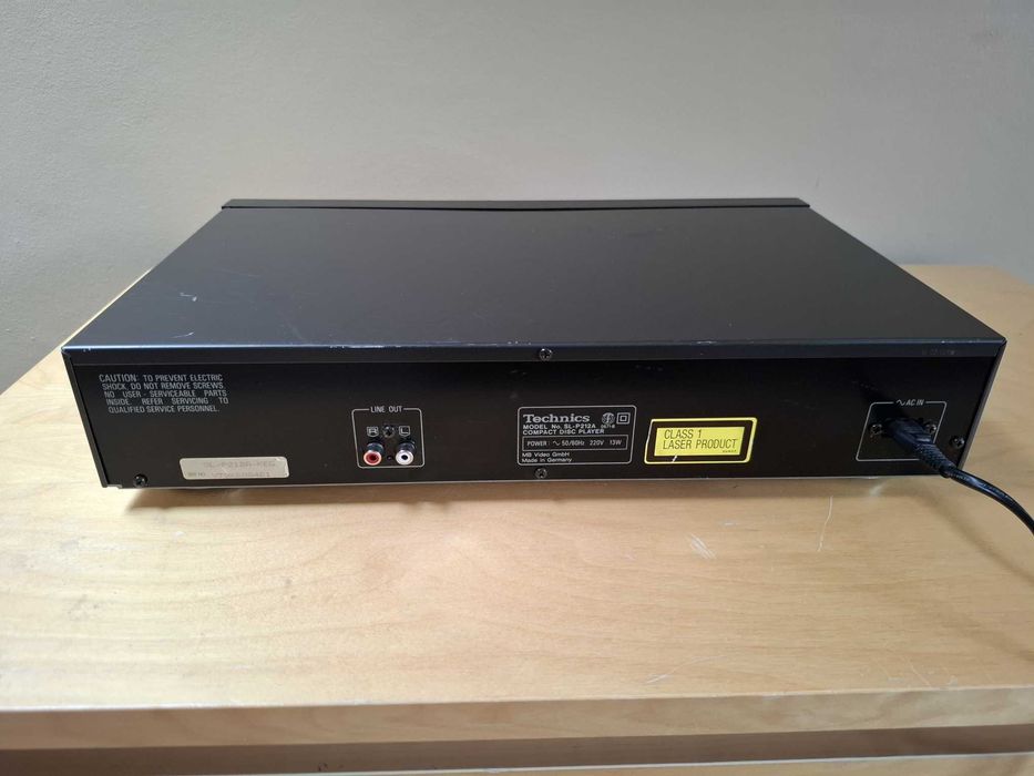 Technics SA-R230+SL-P212A
