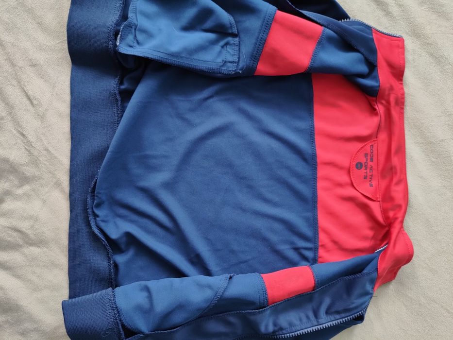 Zestaw 21) bluzy sportowe r. 122 128