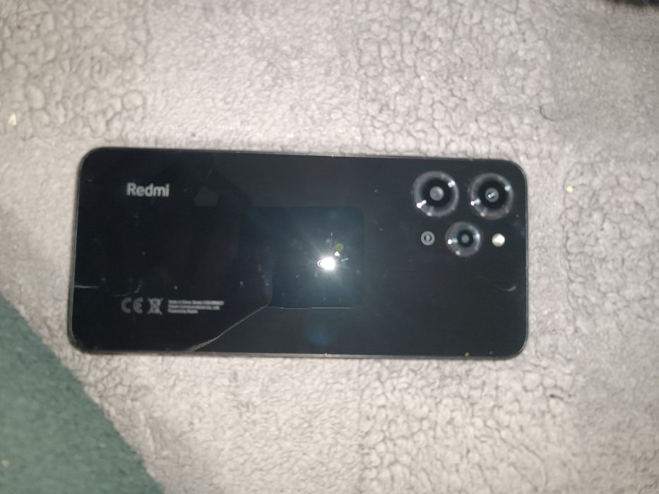 продам xiaomi redmi 12