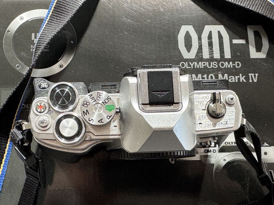 Olympus om-d e-m10 mark IV
