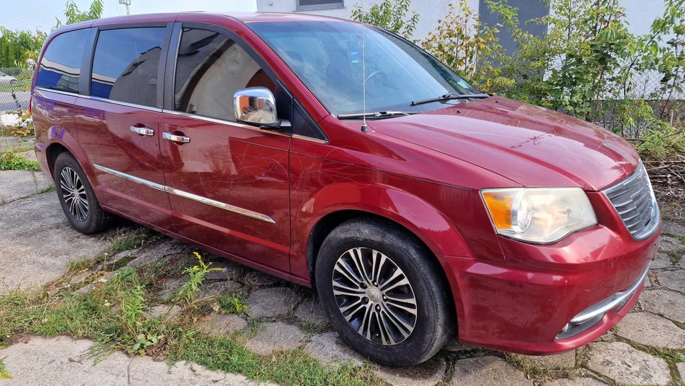 Chrysler Town Country 3.6 2013 Lift skóra DVD elektr drzwi bezwypadek