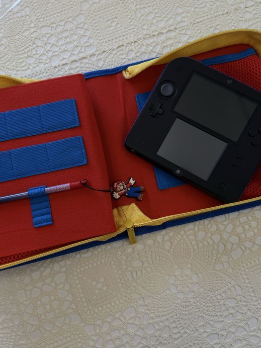 Nintendo 2DS Preto/Azul