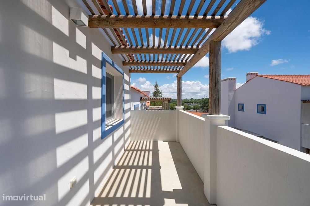 Apartamento T2 com jardim, Carvalhal, Grandola