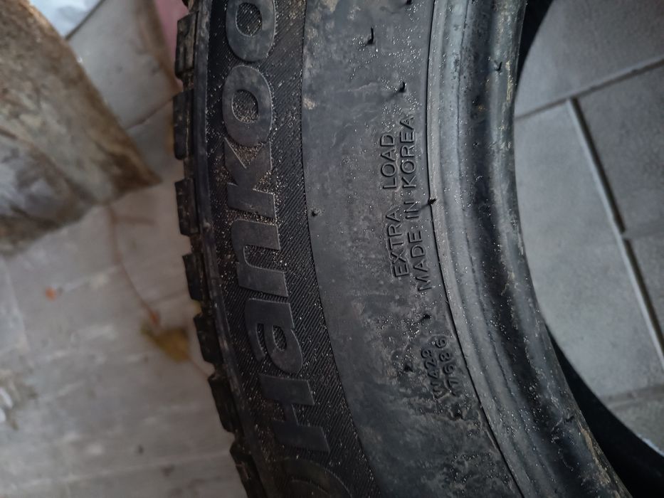 Продам Шини 215/60/16 Hankook