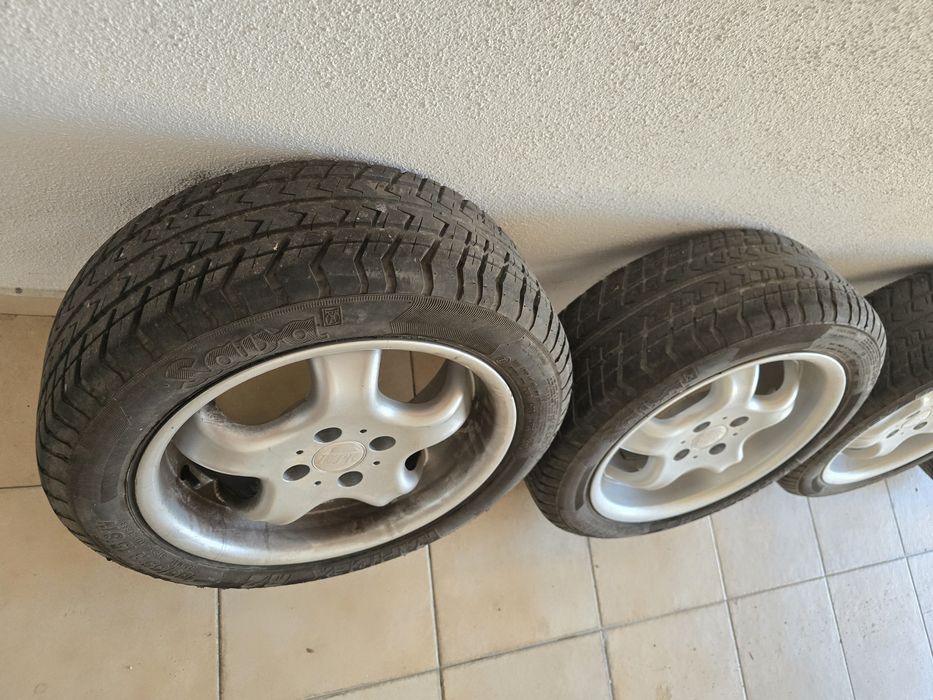 4 Jantes 15' com pneus furação 4x