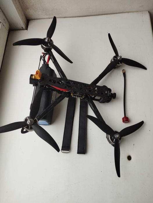 Квадрокоптер Derun 720 7inch FPV