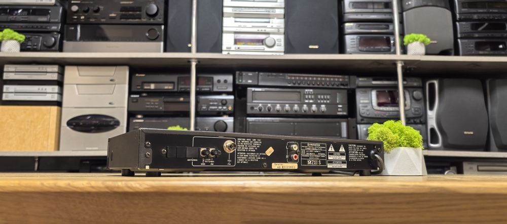 Тюнери Pioneer F-717