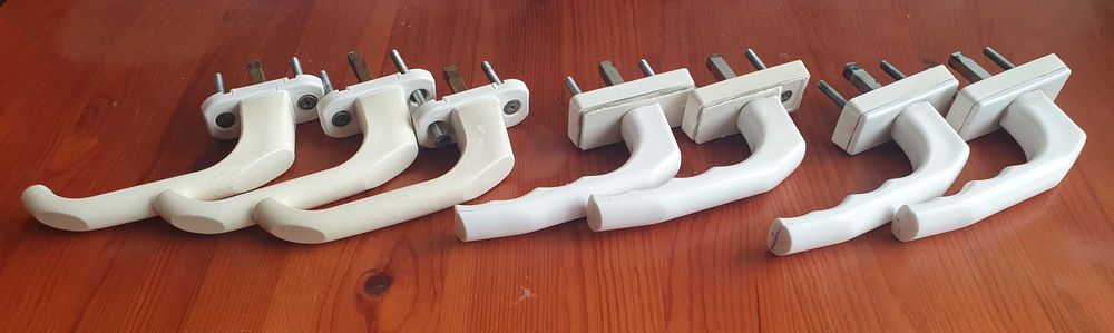 KLAMKI do okien plastikowych używane - sprawne z demontażu - 7 sztuk