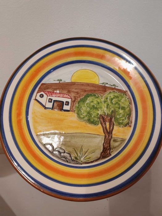 Prato pintado á mão