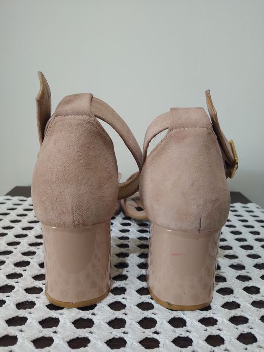 Sandália camurça rosa