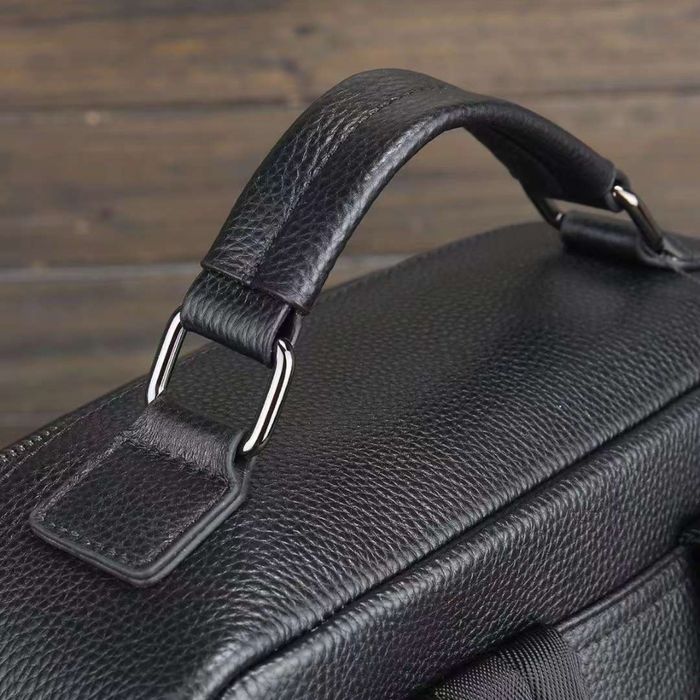 Чоловічий шкіряний рюкзак