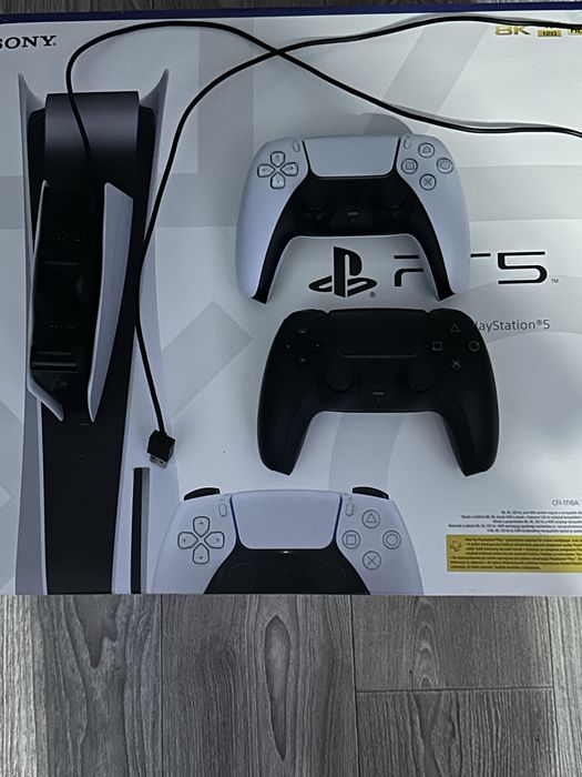 PlayStation 5 (2 ревизия) + 200 игр + PS Plus Deluxe 1 год