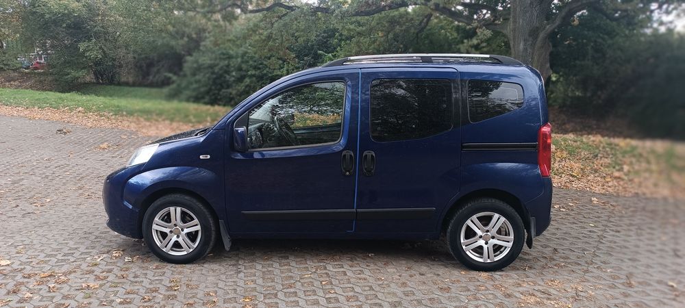 Sprzedam samochód Fiat Qubo.