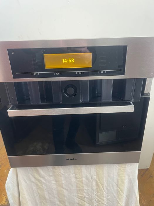 Piekarnik konwekcyjno-parowy Miele DGC 5080 XL z gwarancją