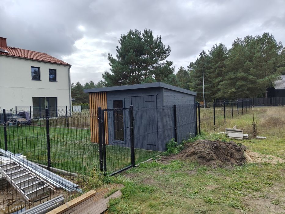 Nowoczesny Domek Narzędziowy Montaż Transport