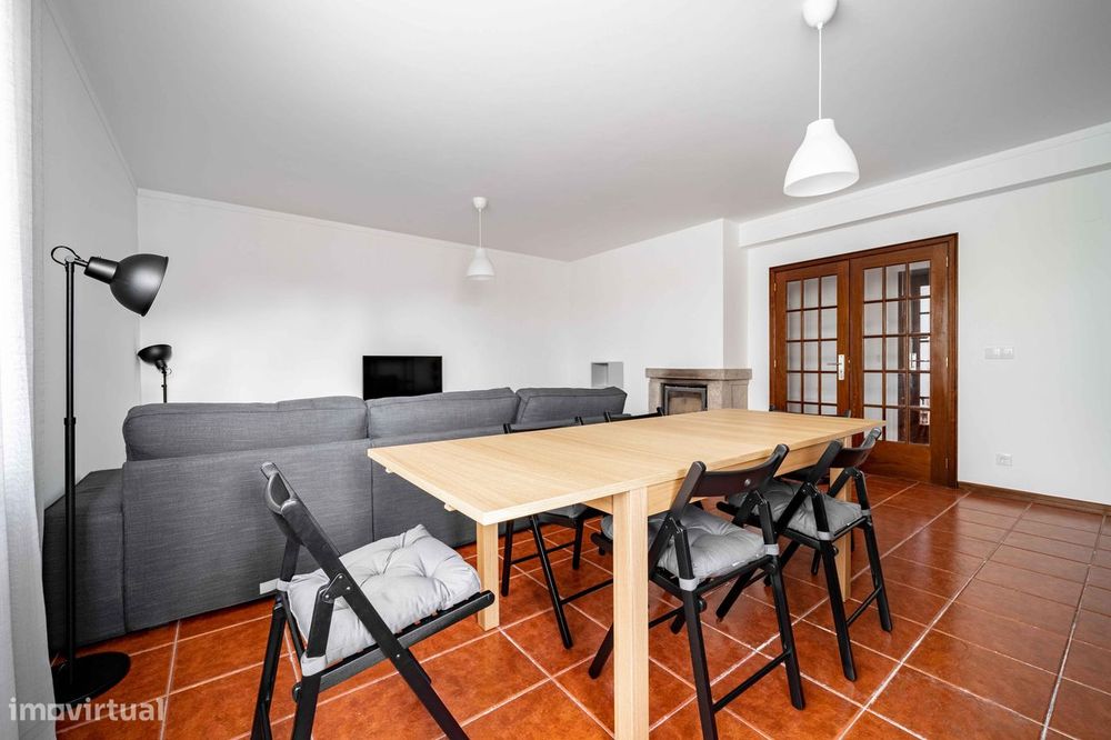 Quarto privado em moradia, a 5 minutos da Universidade do Minho