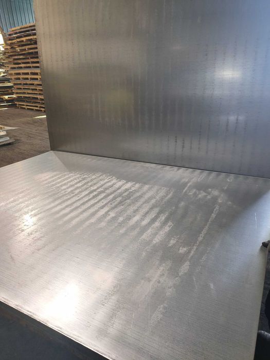 Blacha ocynkowana w 2 gatunku. Duży wybór różnych arkuszy w Warszawie