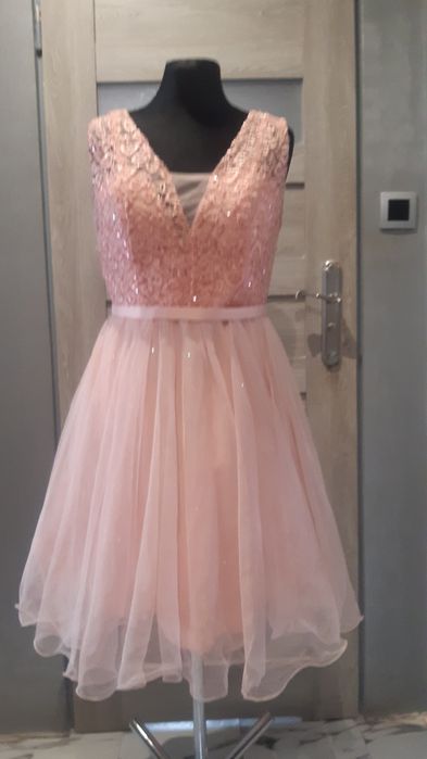 sukienka brokatowa wow !!!