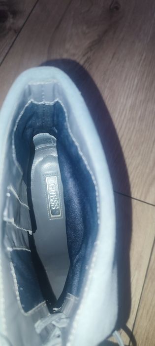 Zamszowe botki Guess