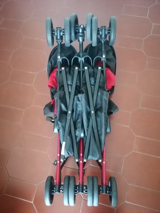 Carrinho  passeio- gémeos(Chico) -