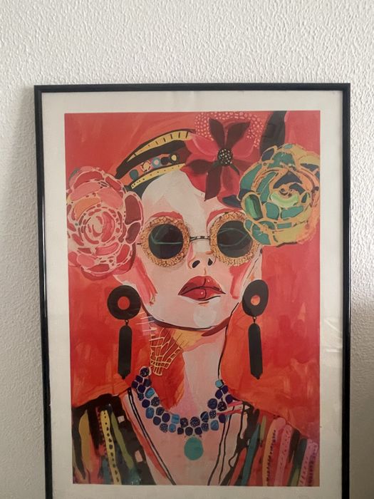 Quadro Decorativo Moderno Ilustração Mulher com Moldura - 70x50 cm