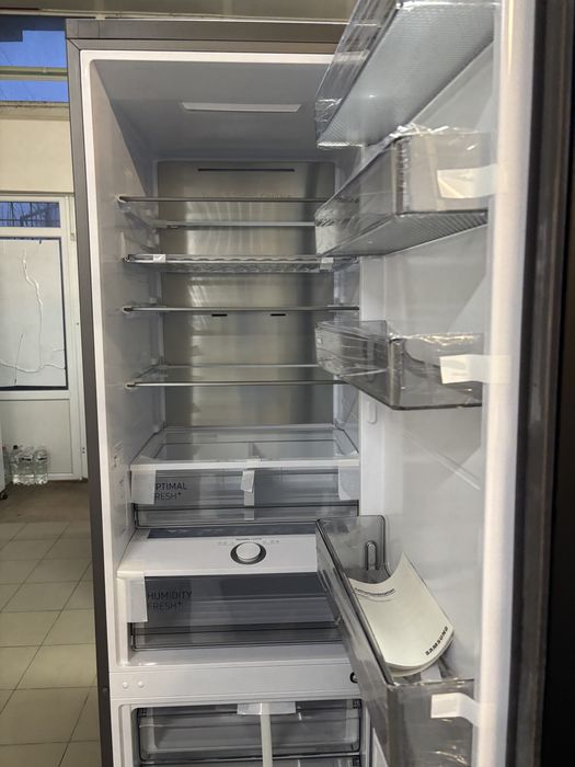 Холодильник Samsung RL38C7B5BS9