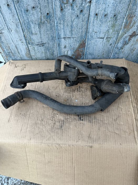 Корпус термостата Hyundai Getz Kia Picanto