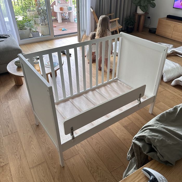 Łóżeczko dziecięce IKEA SUNDVIK białe + barierka + materac