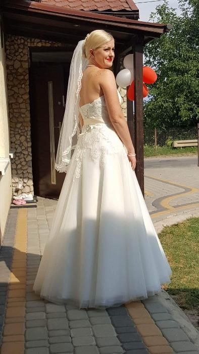 Suknia Ślubna elegancka