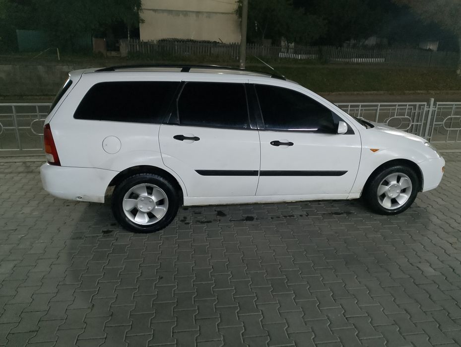 Продам Ford focus