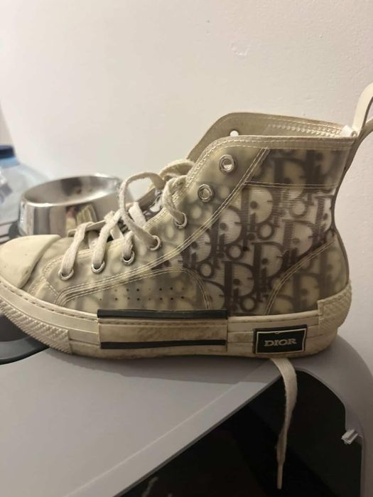 sprzedam buty dior