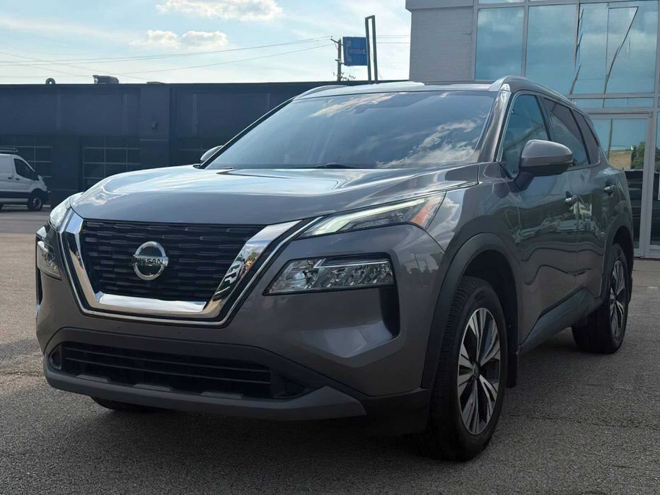 Nissan Rogue SV      2021