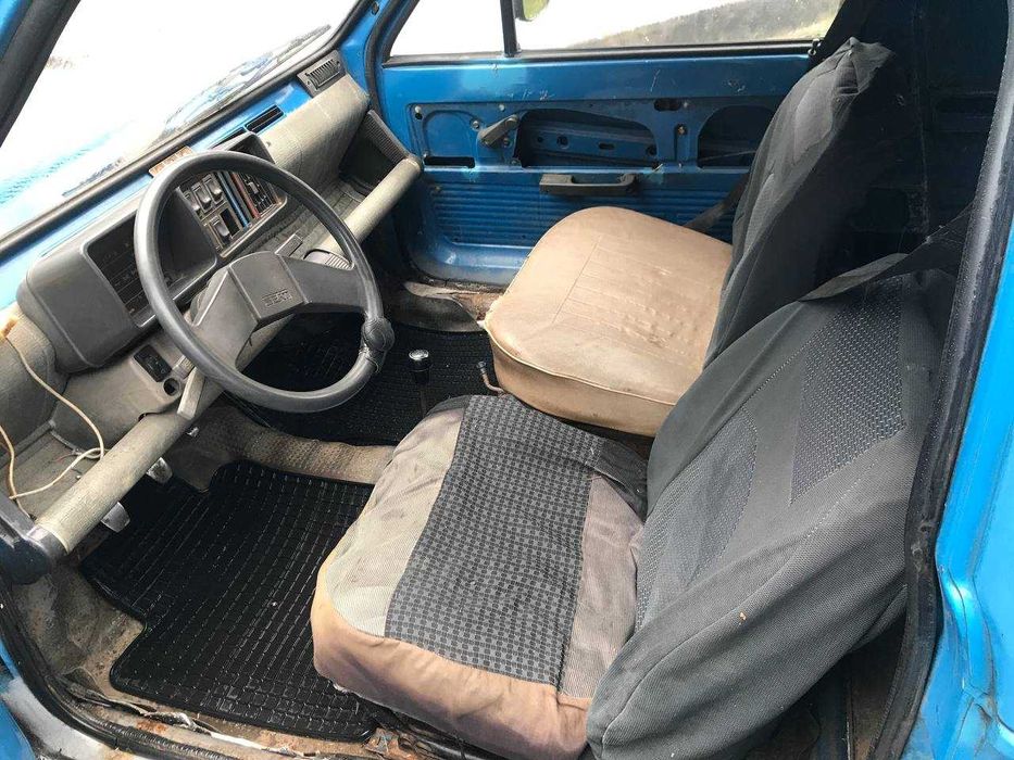 автомобіль,пікап Seat Terra