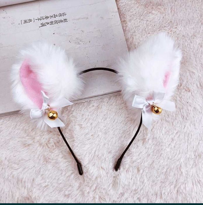 Wesoła opaska do włosów, uszy kota z dzwoneczkami.