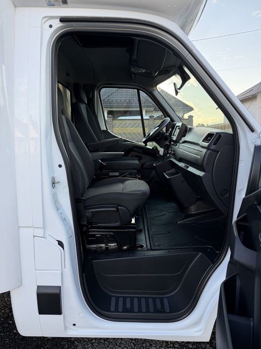 Renault Master 2021 10 Palet