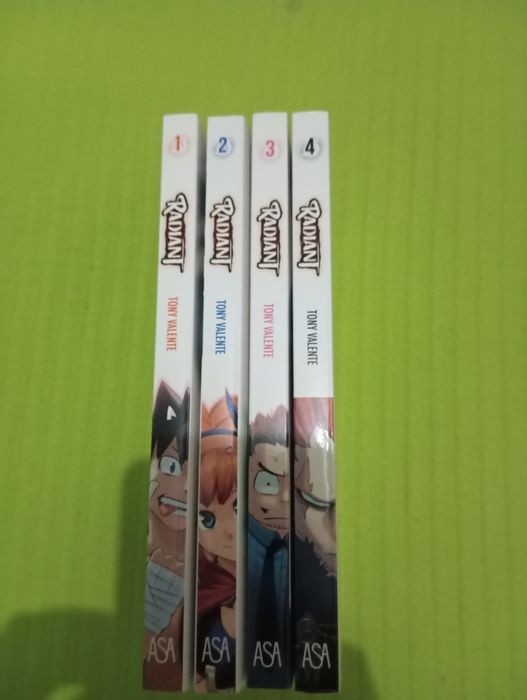 Conjunto Mangá Radiant 1-4
