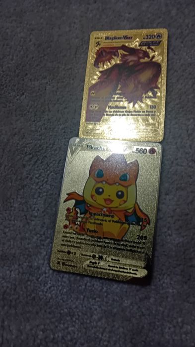 Vendo 9 cartas douradas  1 metálica  Pokemon
