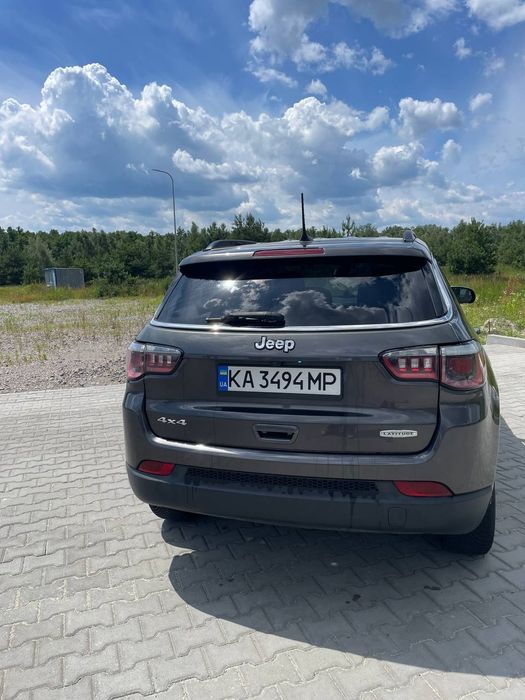 Jeep compass latitude 2018