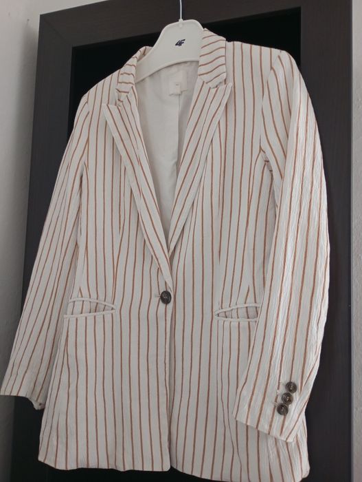 H&M S jednorzędowa marynarka w paski biało-beżowa