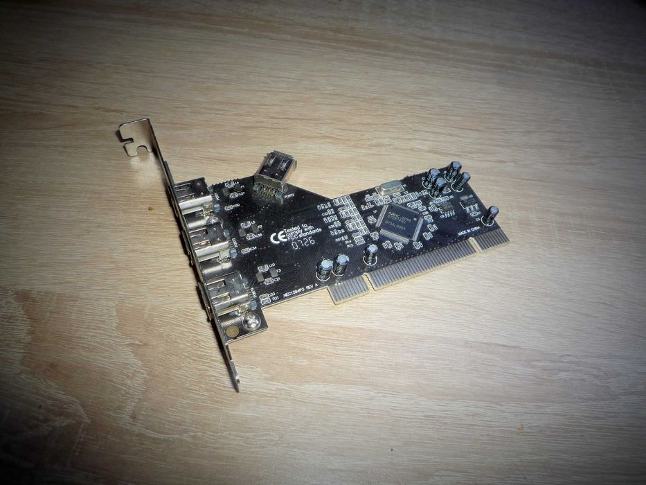 платы 4 шт. usb 2 шт. + Fire-wire 2шт