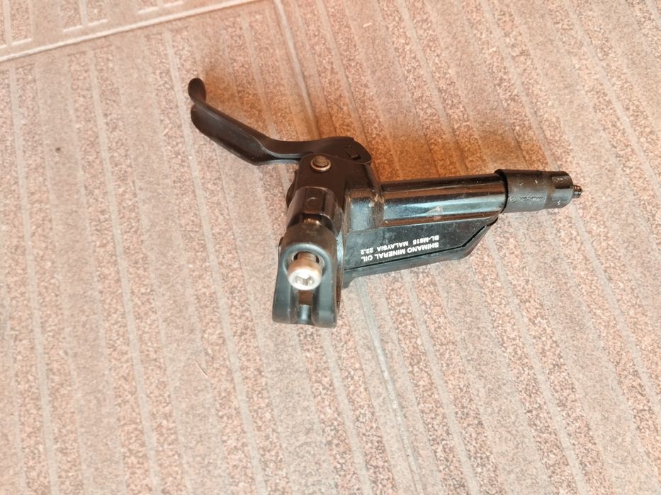 Travões hidráulicos Shimano BL-M615 frente e trás