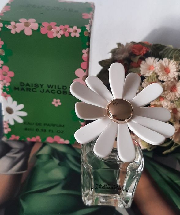 Marc Jacobs Daisy Wild edp 4 ml, miniatura