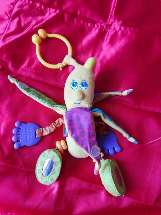 Іграшка в коляску