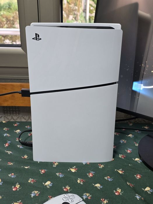 Playstation 5 slim versão disco 1tb