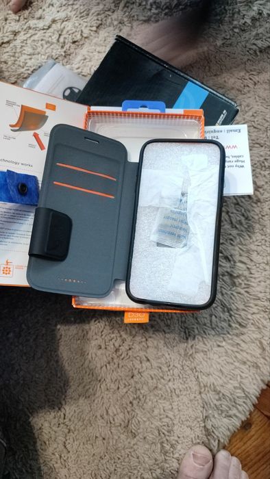 Чохли до телефону