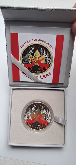 Канадські інвестиційні срібні монети Maple Leaf 2017 року, вагою 1 унція (31,1 г) чистого срібла .999