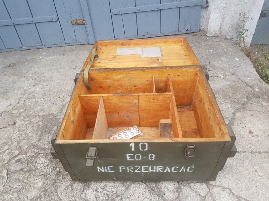 Duża skrzynia wojskowa 70x50x40.
